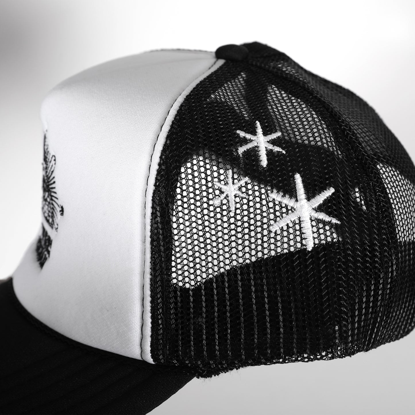 B&L PYRAMID TRUCKER HAT
